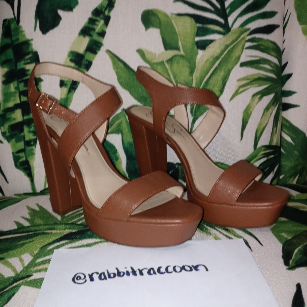 Jessica Simpson "Pateen"